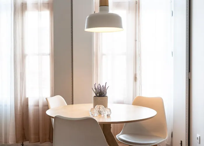 Historic Birthplace Loft By House And People Guimarães