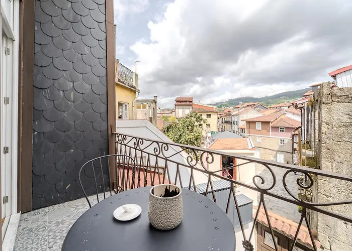 Historic Birthplace Loft By House And People * Guimarães